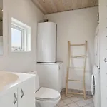 4 Bedroom Lovely In Nordenbro Vesteregn