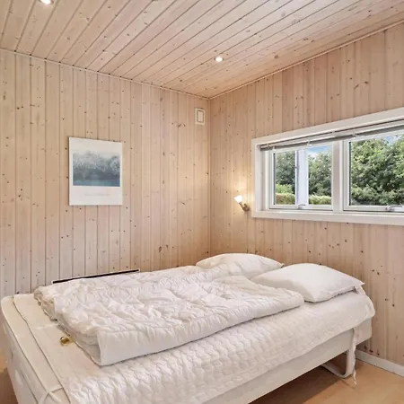 度假居 4 Bedroom Lovely In