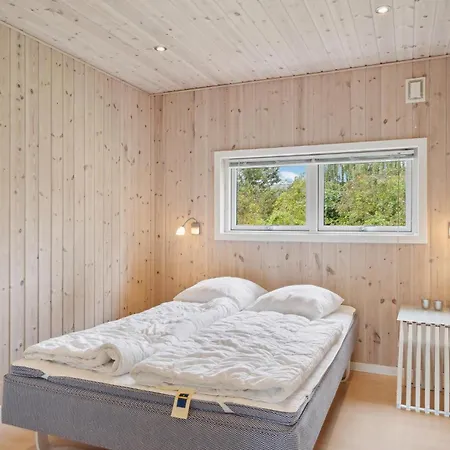 4 Bedroom Lovely In 度假居 *
